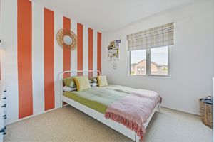 Bedroom - click for photo gallery